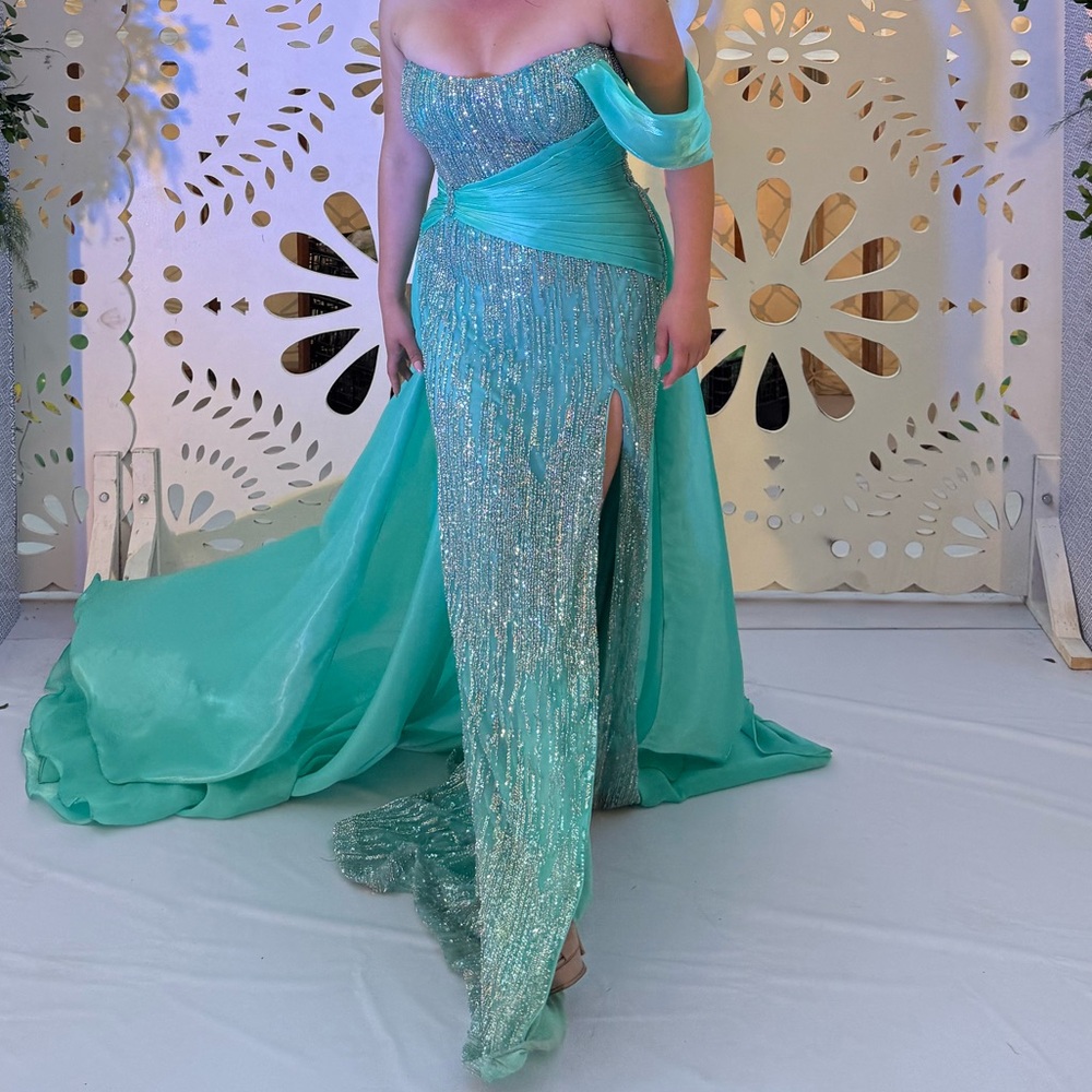CATWALK COUTURE Turquoise Evening Gown